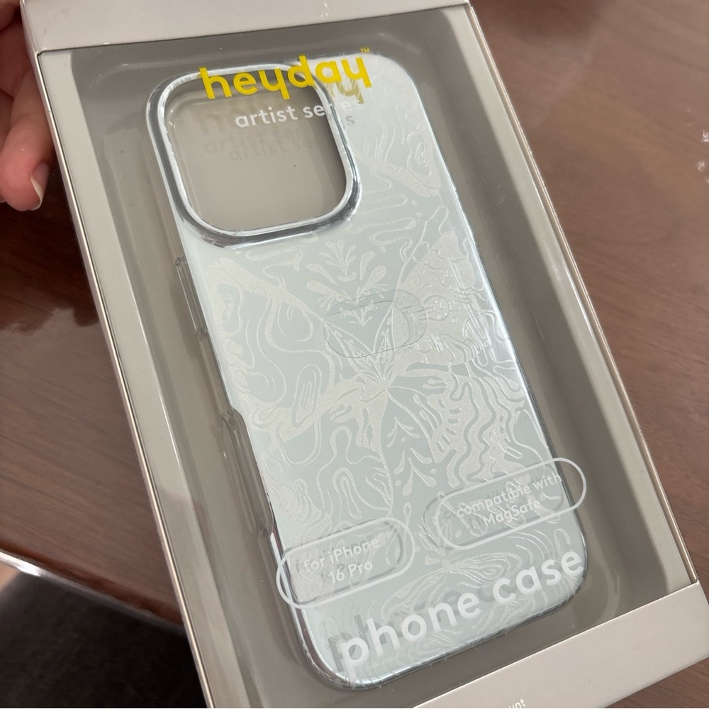 Heyday Artist Series Silver Phone Case for iPhone 16 Pro